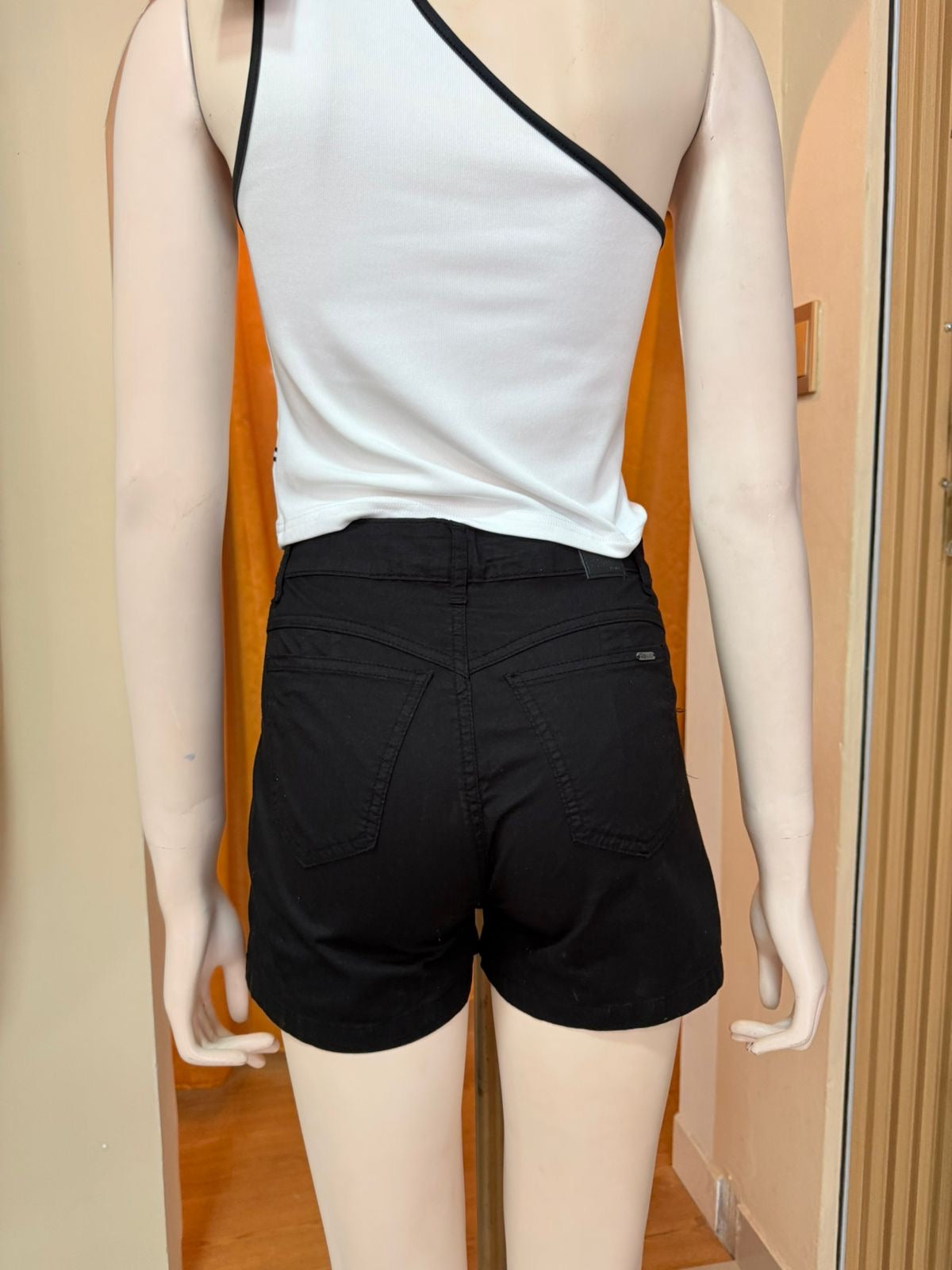 Falta Shorts Saly