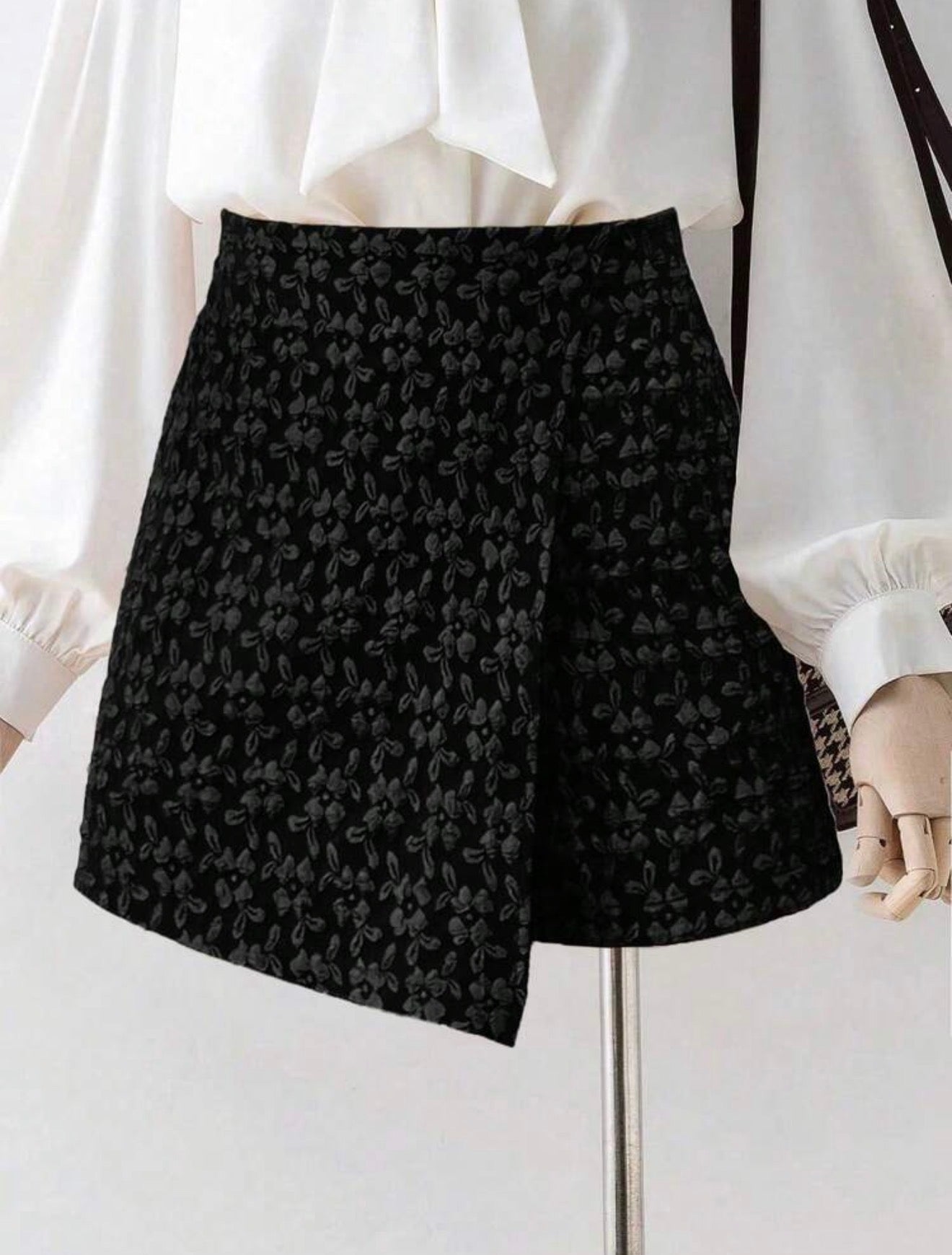 Short bordado