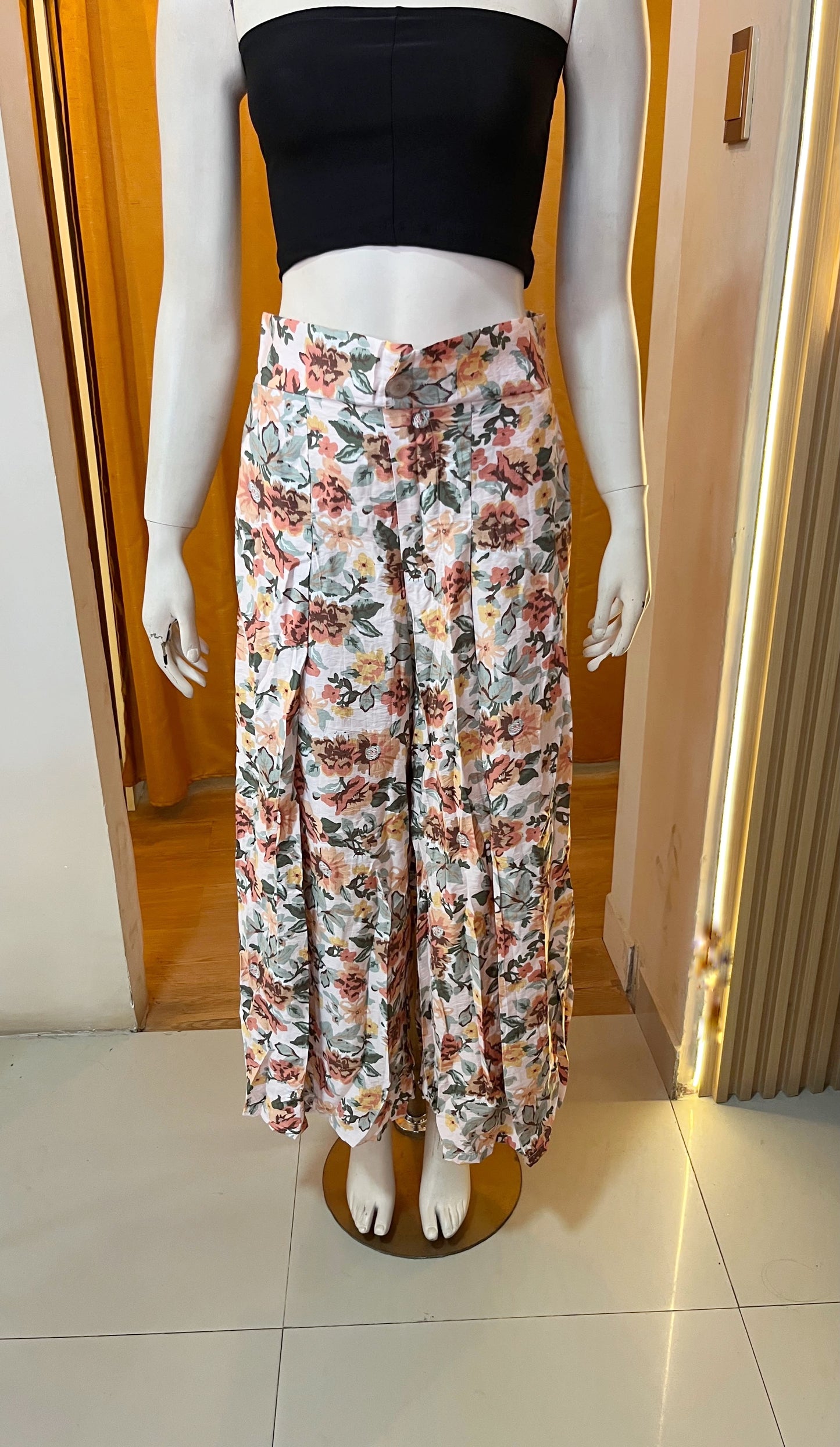 Pantalon floreado