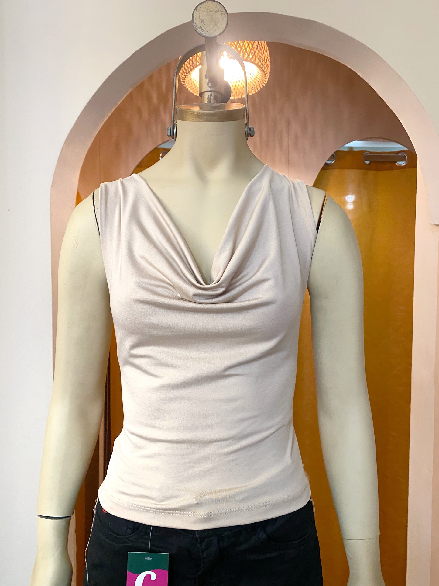 Top Mikela