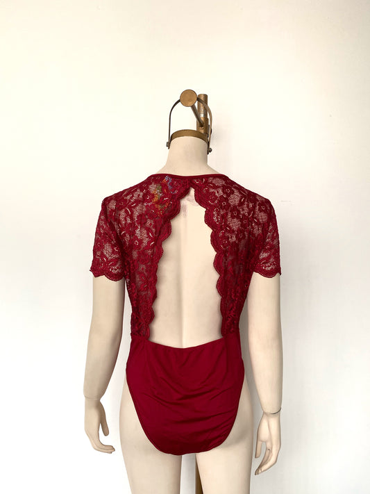 Body con encaje