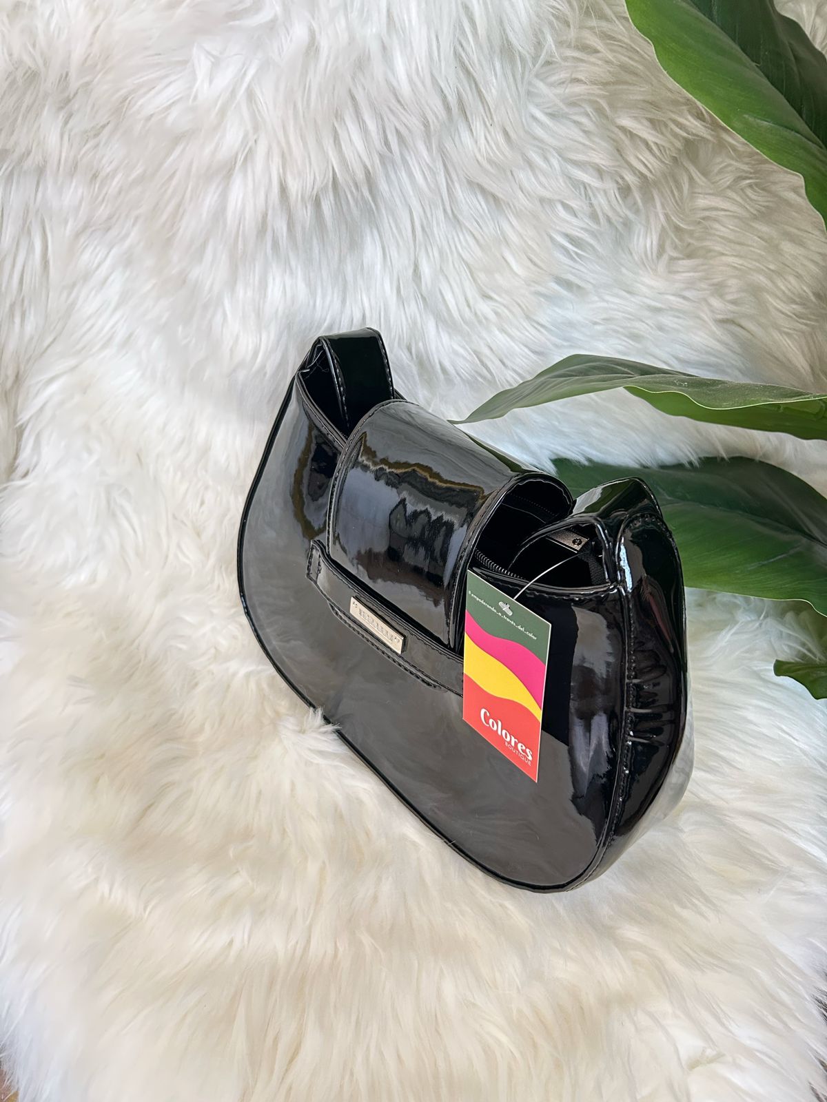 cartera Saanvi