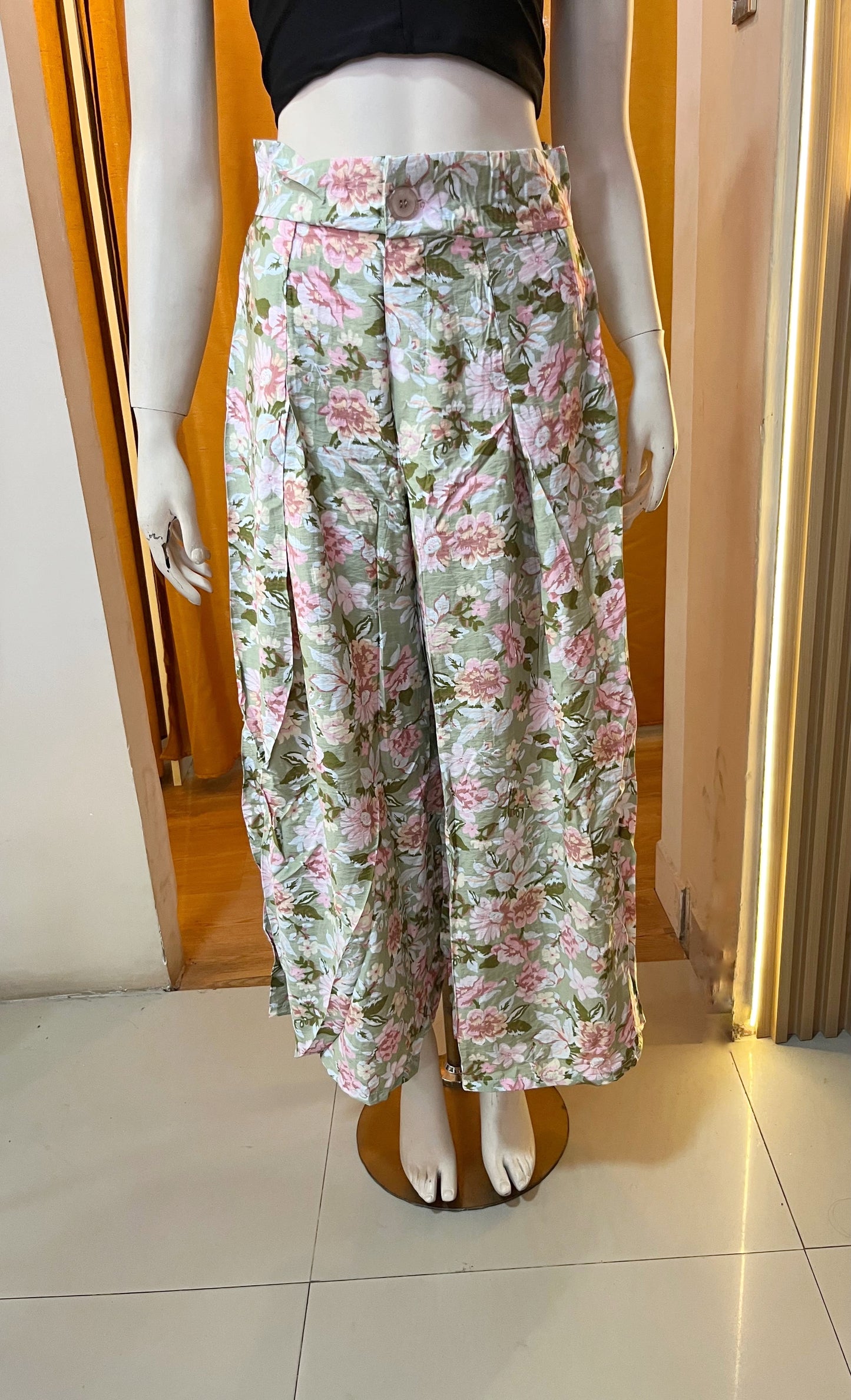 Pantalon floreado